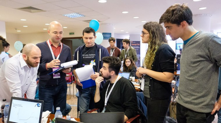 Innovation Labs: care sunt echipele calificate in urma Hackathonului din Bucuresti