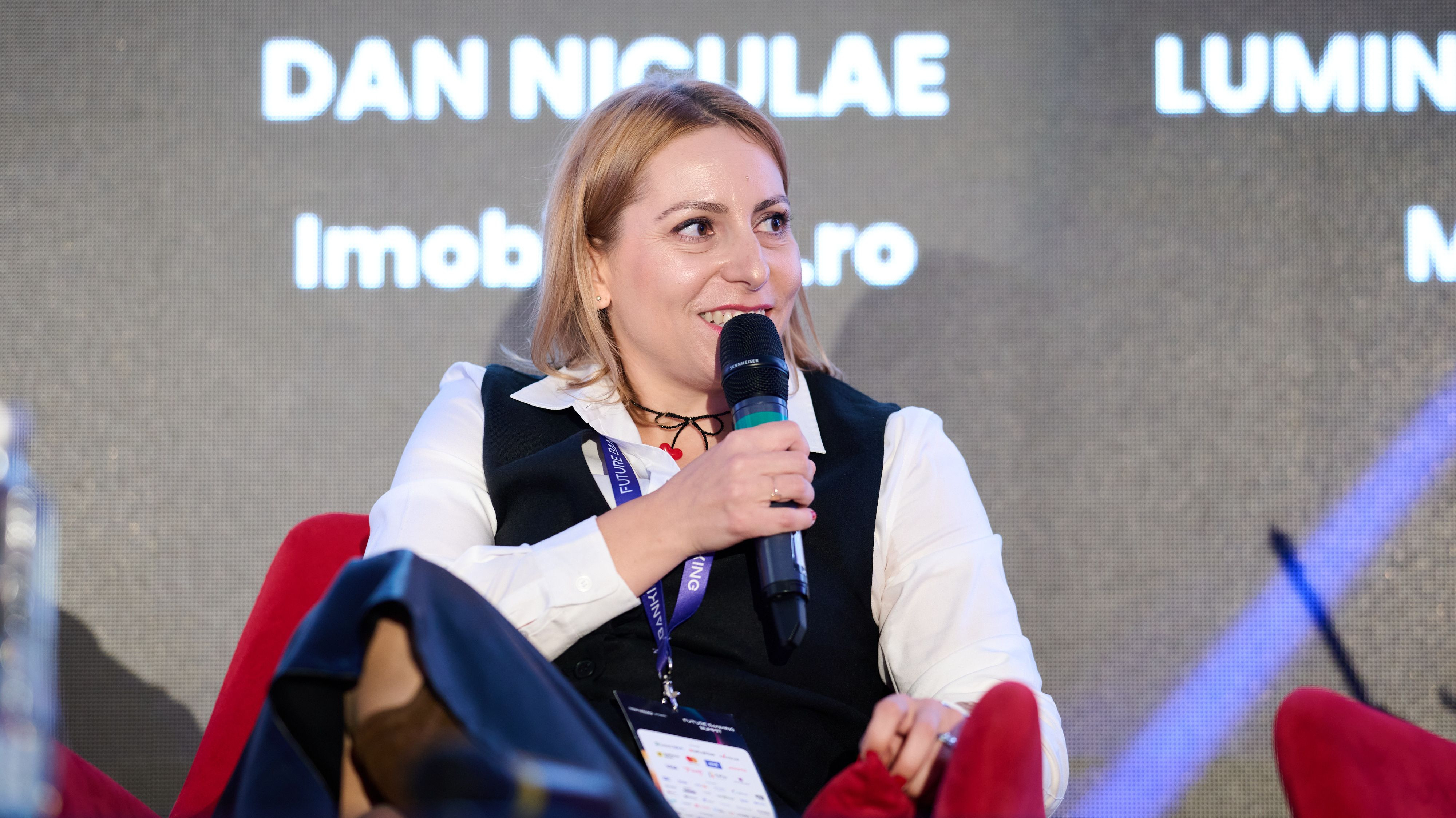 Elena Roibu, Salt Bank | Am bătut un record, am acordat un credit în 2 min. și 50 sec. Ironia sorții: clientul se numea domnul Repede