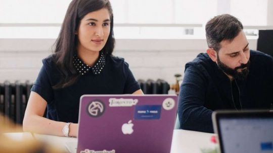 Parteneriat nou pe piața fintech: iBanFirst și SeedBlink bat palma pentru a ajuta startup-urile să transfere mai ușor bani