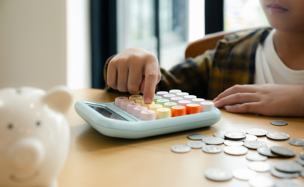 Clopoțelul se aude și în băncile din România: ING a adus „Matematica Altfel” în școli