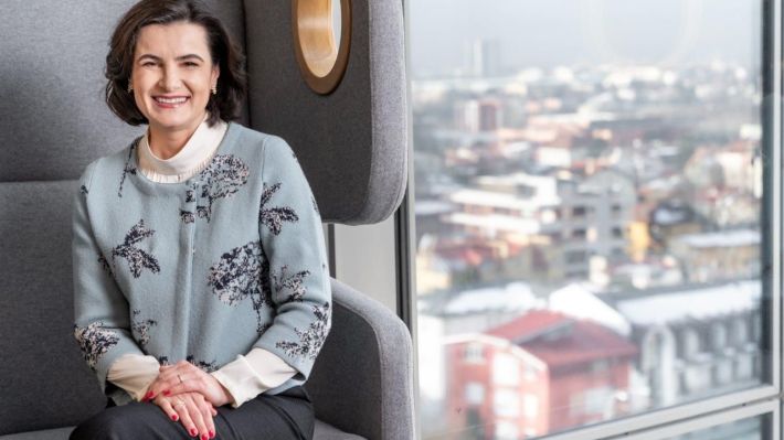 Cum se văd fuziunile din piață de la cârma băncii. Mihaela Bîtu, CEO ING România: Dacă scade numărul de bănci, nu înseamnă neapărat că scade concurența