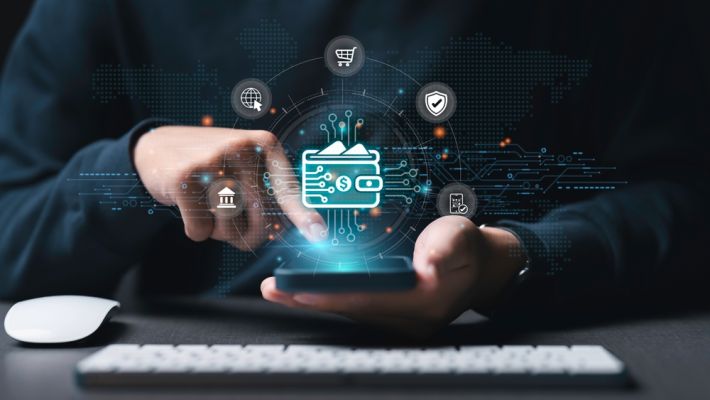 Revoluție în piața plăților: Banca Transilvania face prima plată cu un portofel de identitate digitală, unde ai inclus cardul, permisul și buletinul
