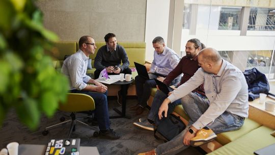 OTP Group demarează colaborarea cu 12 startup-uri