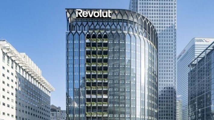 După trei ani de aşteptare, Revolut obţine licenţă bancară „acasă” în Marea Britanie