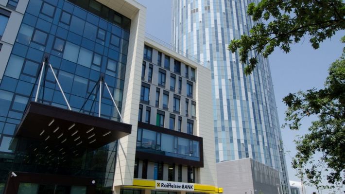 Raiffeisen Bank România: Creștere de 22% a veniturilor în 2022