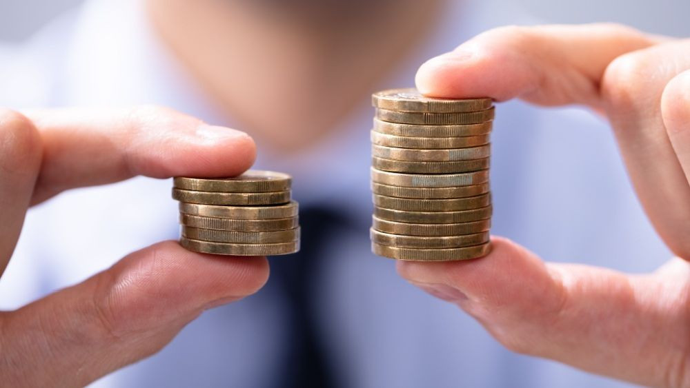 IMM-urile se revoltă: Creșterea salariului minim și noile taxe le-ar putea semna falimentul
