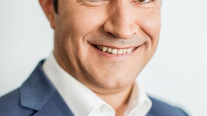 Mihail Ion va prelua conducerea unei divizii a Raiffeisen Bank