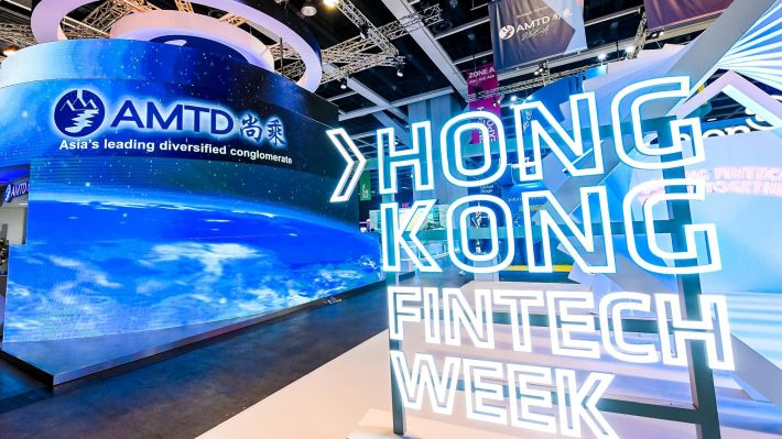 Creștere spectaculoasă la bursa americană a unui fintech din Hong-Kong cu doar 50 de angajați