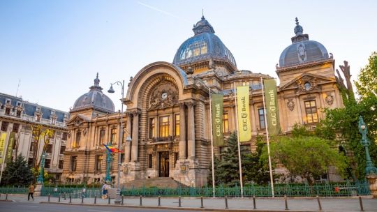 Ofertă CEC Bank: Conturi fără comisioane pentru firme și persoane fizice