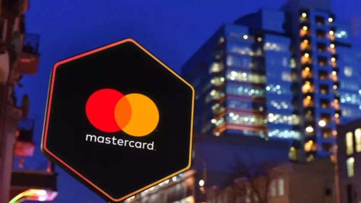 Mastercard Bank of the Year: Cititorii votează cea mai populară bancă a anului
