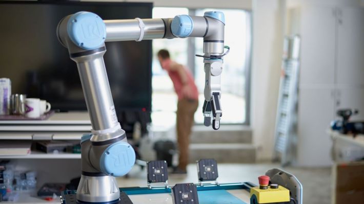 Industry X service in Cluj responsible for Industry 4.0 technologies