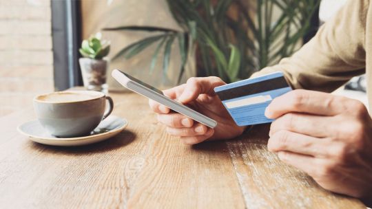 Produse bancare 100% online de la Exim Banca Românească