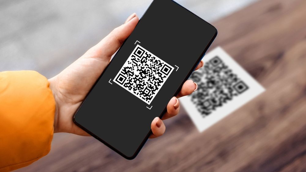 Apare un nou mod prin care poți să plătești la magazin: ING introduce plata prin Ropay în Auchan