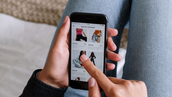 Consumatorii vor experienţe digitale și personalizate