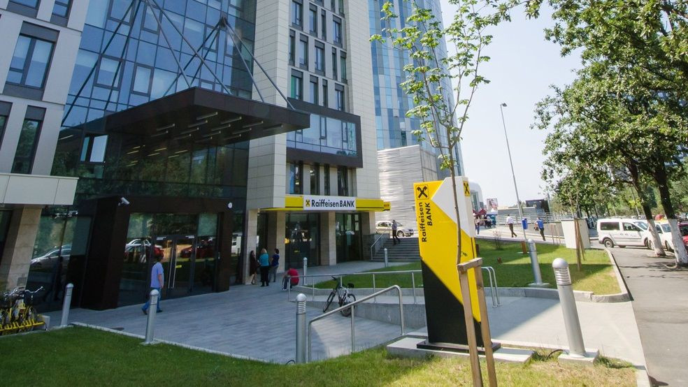 Raiffeisen a ajuns să administreze averi de 10 miliarde euro în România
