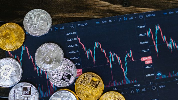 FMI și autoritățile de reglementare au stabilit o foaie de parcurs pentru a limita riscurile cripto