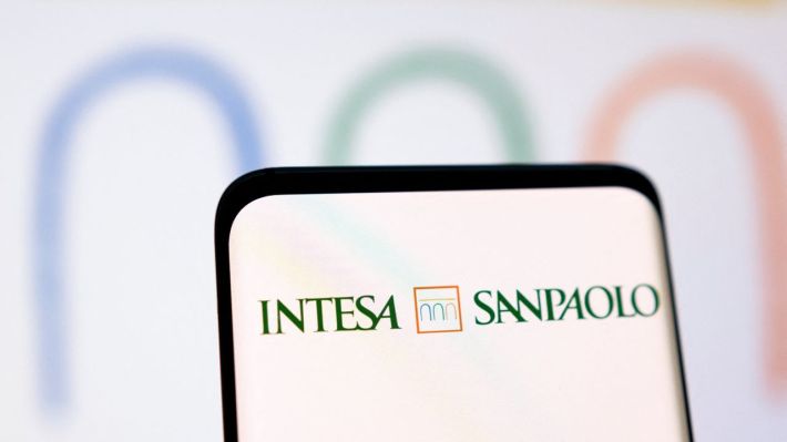 Intesa Sanpaolo lansează două noi produse: Creditul cu rată de dobândă mixtă și Creditul verde