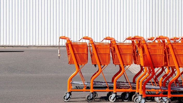 8 din 10 români cred că prețurile vor crește cu 25%