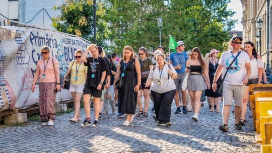 Străinii cu Revolut au lăsat 240 de milioane de euro în România vara asta: Am avut turiști din UK, Germania și Franța