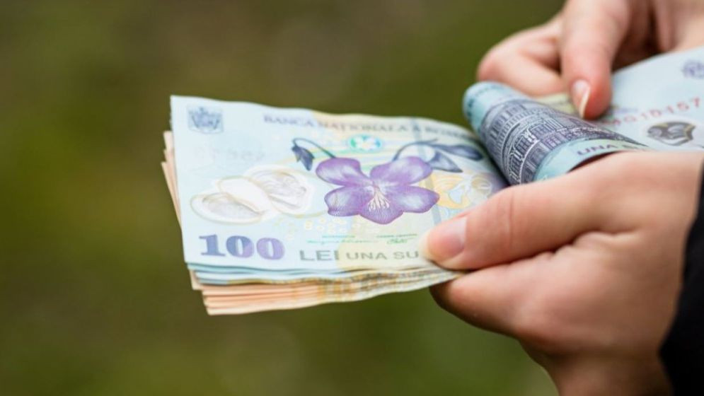 Depozit bancar CEC Bank: Banca oferă o dobândă de 6,10% pe 5 luni