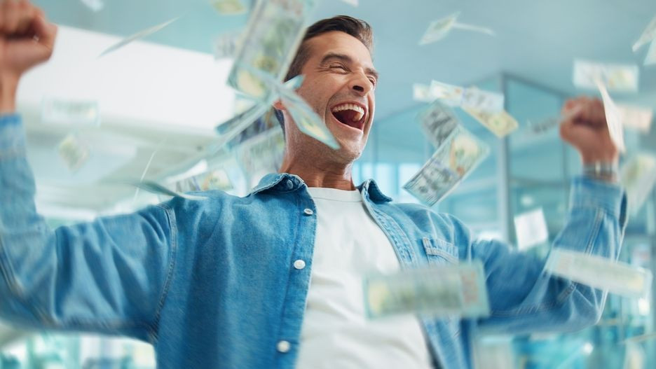 Cum arată investitorul român? Revolut spune că este cel mai tânăr din Europa, bărbat și are un portofoliu de 2.000 de euro