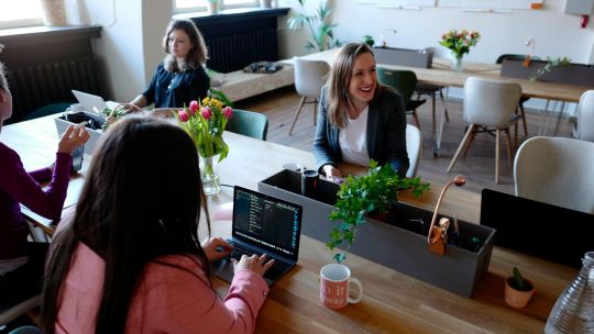 Ce îi sperie cel mai tare la job pe români