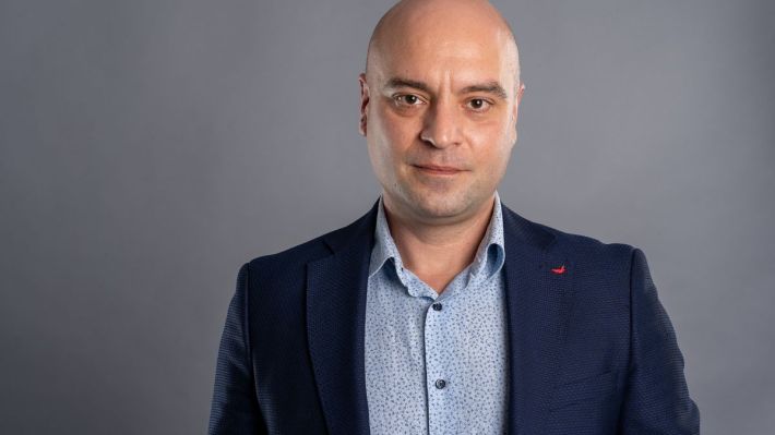 Plafonarea dobânzilor la IFN. Valentin Anghel: Ar trebui să se împrumute doar persoanele care își permit rambursarea