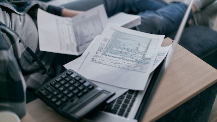 Kruk a cumpărat 100 de portofolii de creanțe în România anul trecut