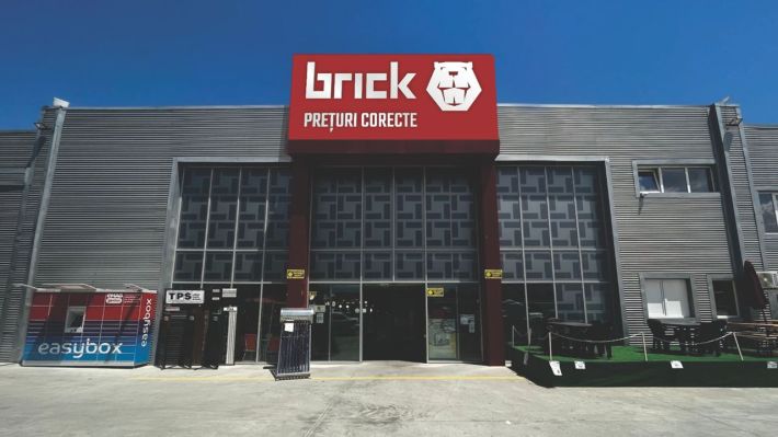 Magazinul Brick din Constanța, economie anuală de 280.000 lei prin panouri fotovoltaice
