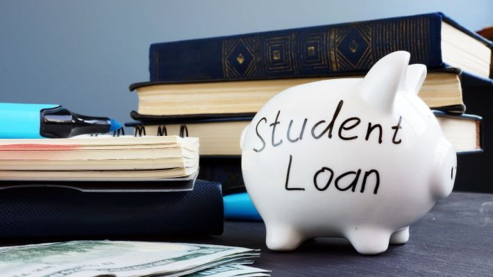 CEC Bank oferă credite cu garanții de stat, prin programele StudentInvest şi FamilyStart