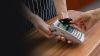 Schimbare la Mastercard: Vom putea plăti cu cardul și când pică internetul sau curentul