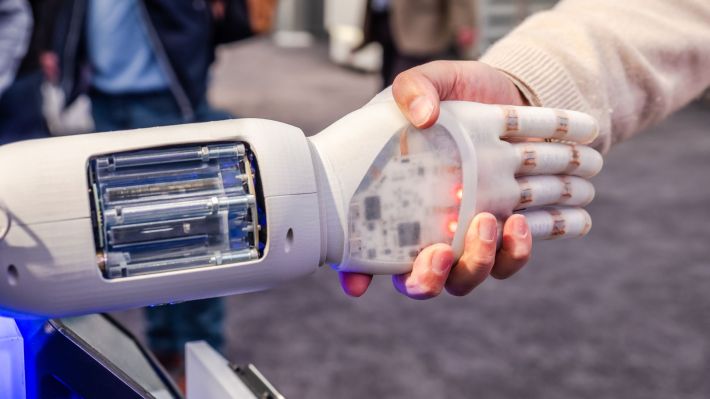 OCDE: 1 din 4 locuri de muncă sunt puse în pericol de inteligența artificială