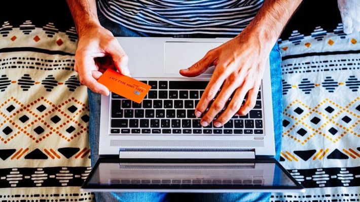 ING introduce o funcție prin care clienții pot bloca tranzacțiile pe care nu doresc să le facă. Poți bloca retragerile cash, plata jocurilor de noroc sau cele din afara Spațiului Economic European