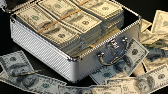 Taxarea miliardarilor ar putea genera 250 de miliarde de dolari, în fiecare an