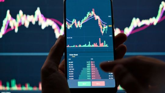 5 companii tech care ar putea face pasul către listarea la bursă în 2024