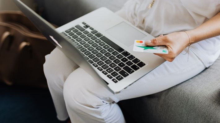 Twispay: Tranzacțiile cu cardul s-au dublat în prima jumătate a lui 2022