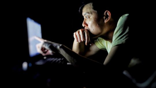 Frauda cibernetică  se folosește de inteligență artificială
