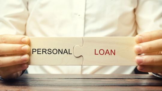 UniCredit vine cu oferte la creditele de nevoi personale