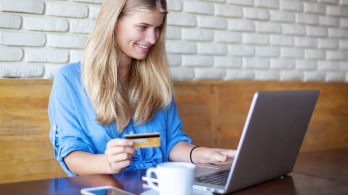 O treime dintre interacțiunile bancare din România sunt exclusiv digitale