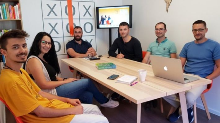 FinTech-ul romanesc Beez testeaza o optiune prin care vrea sa te faca sa renunti la creditul pentru cumparaturi