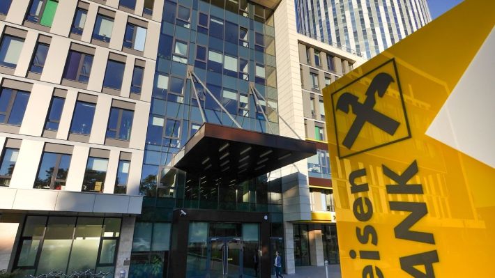 Raiffeisen Bank raportează profit peste așteptări pentru 2023