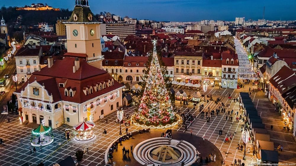 Unde au lăsat turiștii străini cei mai mulți bani: Brașovul pe primul loc, Maramureșul aleargă tare din spate