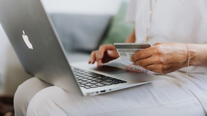 CEC Bank, creștere cu 80% a tranzacțiilor prin Internet Banking