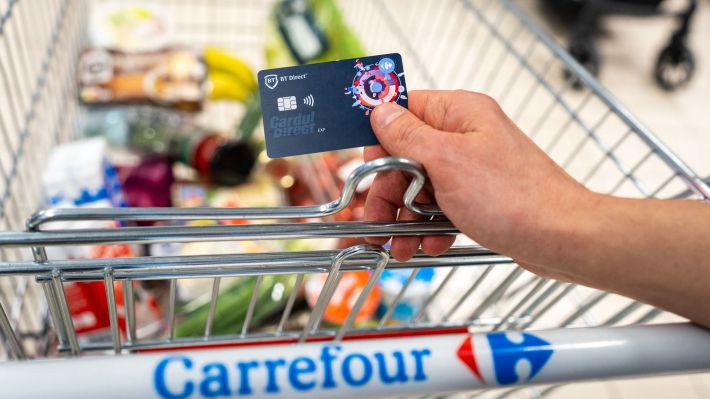 Carrefour și BT lansează un card cu finanțare pe loc