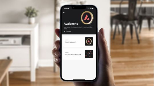 Revolut aduce un al cincilea curs cripto „Learn & Earn”
