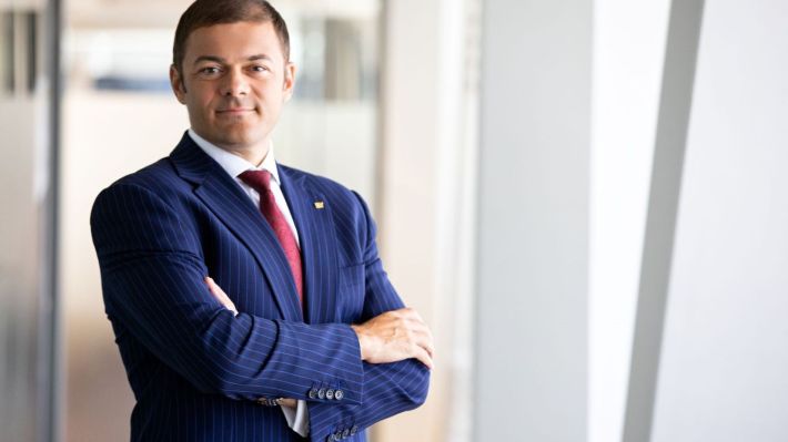 Guvernele lumii introduc noi taxe sau le cresc pe cele existente. Ce va face România?