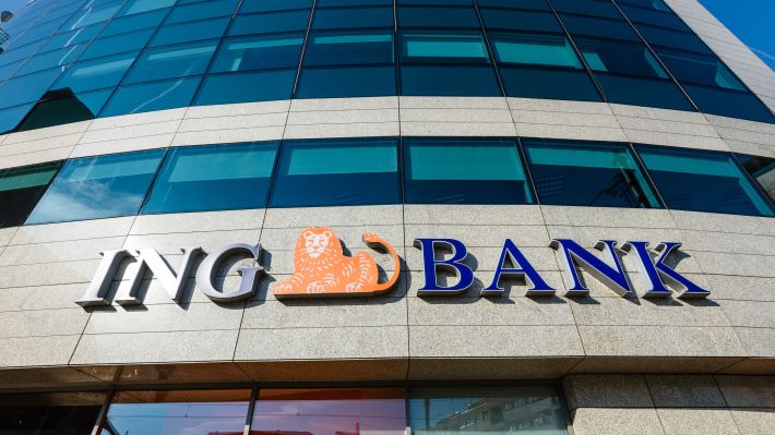 ING Bank începe tranziția către carduri din plastic reciclat
