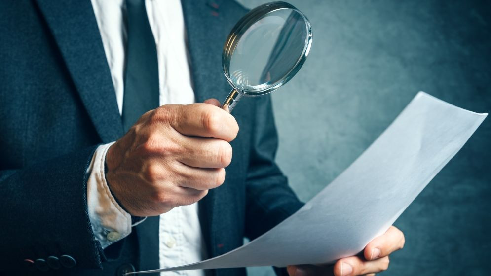 După valul de fuziuni și achiziții, Consiliul Concurenței intră în forță: Specialiștii anticipează mai multe controale în 2026