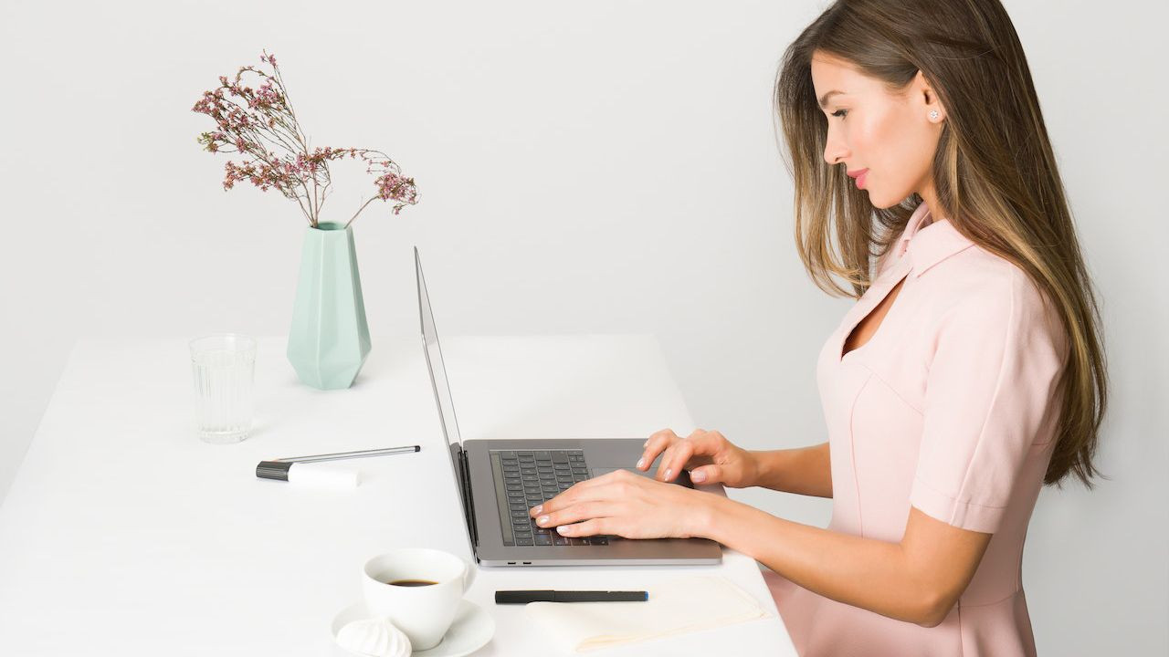 CEC Bank acordă finanțări în programul „Femeia antreprenor”