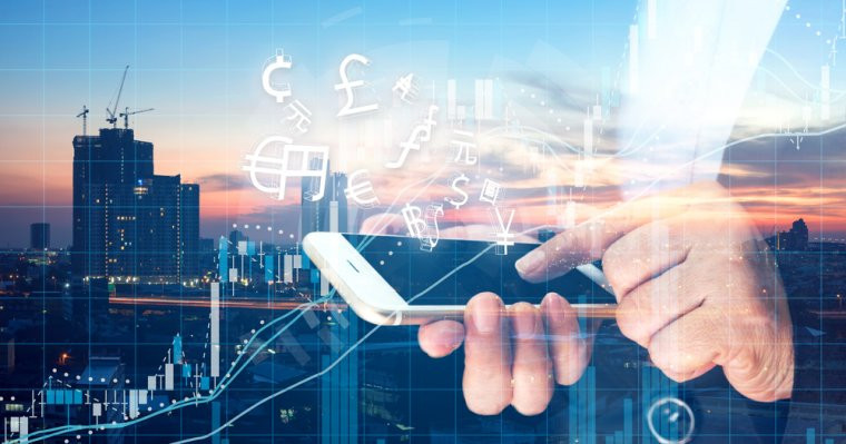 7 startup-uri care dau de batai de cap jucatorilor traditionali din sistemul financiar